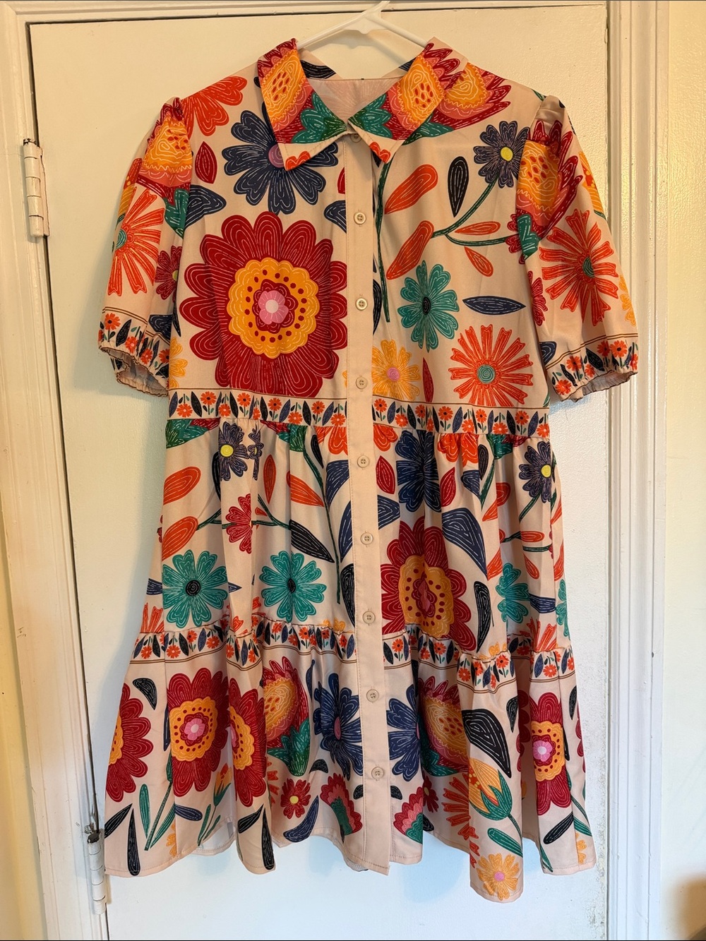 Button-Front Floral Tiered Dress in Bright Multicolor Size Large